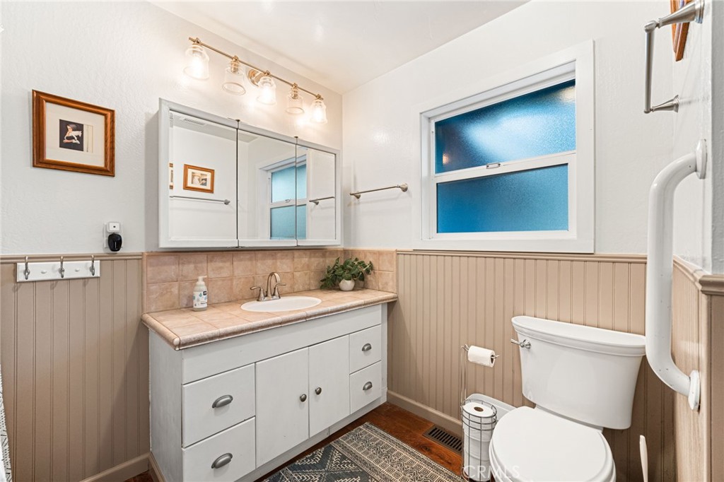 1966 Oakleaf Court Property Photo 24
