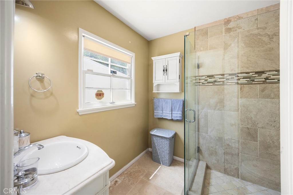 606 E Parkdale Drive Property Photo 45