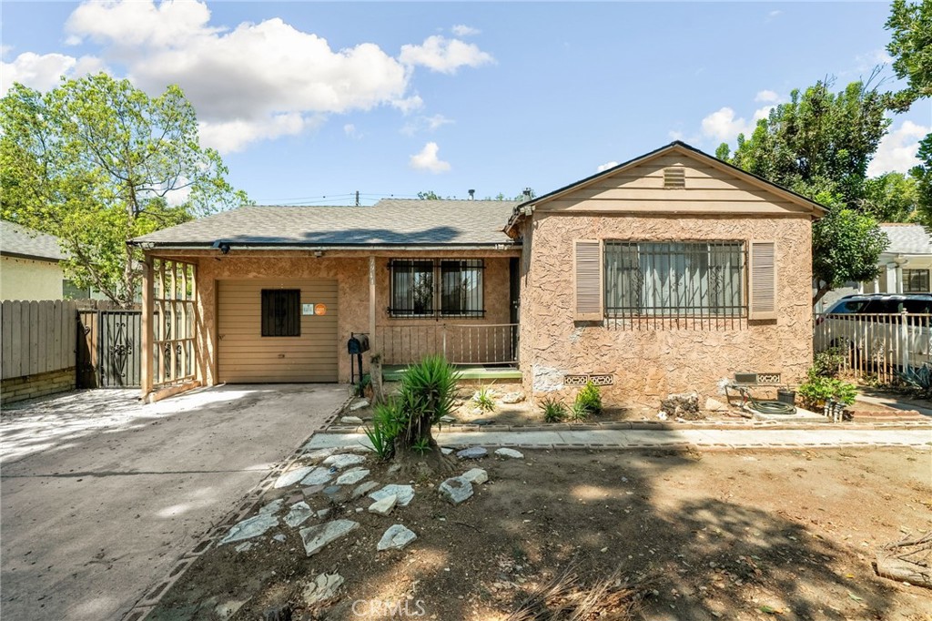 7941 Lemona Avenue Property Photo 1