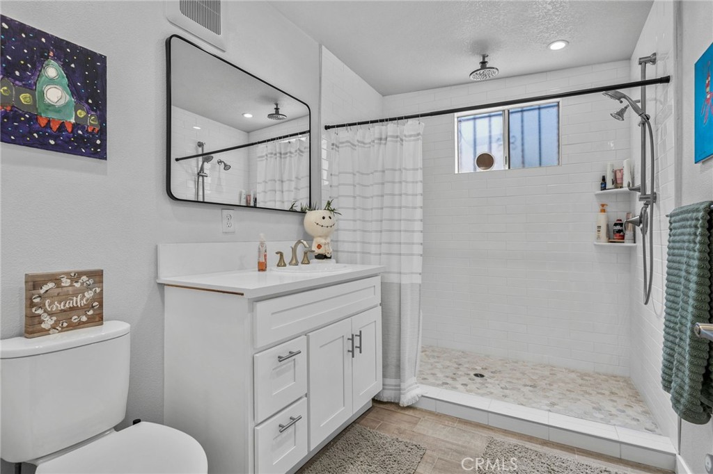 7941 Lemona Avenue Property Photo 17