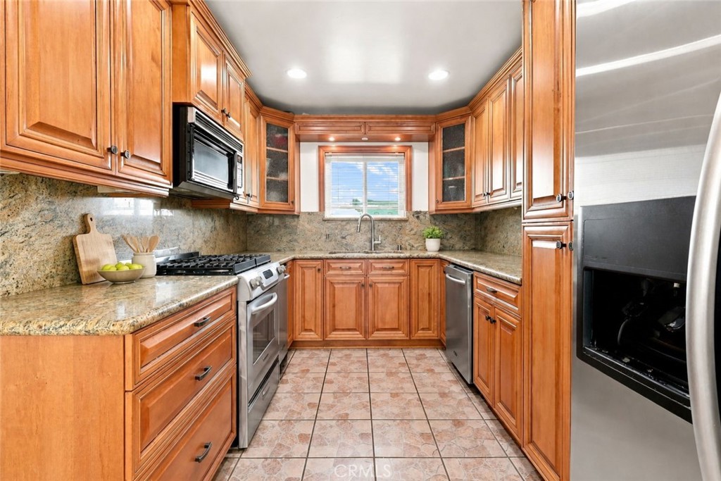 5354 N Fairvalley Property Photo 10