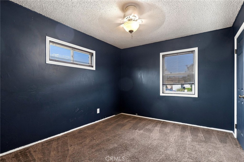 5354 N Fairvalley Property Photo 19