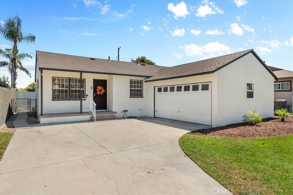 806 Sunkist Avenue Property Photo
