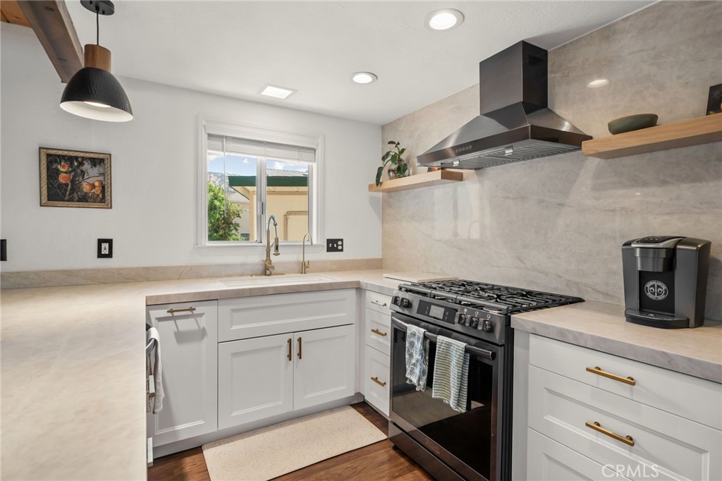 5313 Basel Property Photo 11