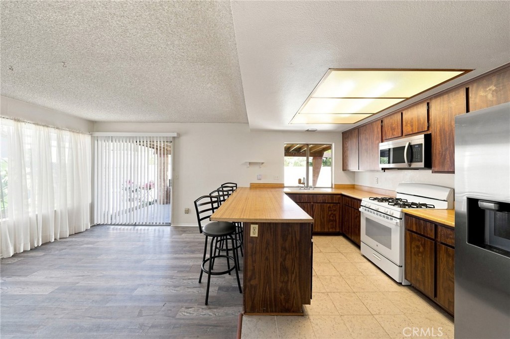 1522 Creekside Drive Property Photo 15
