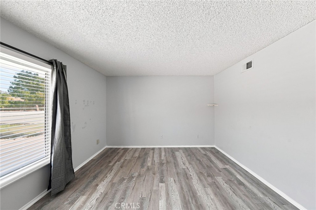 1522 Creekside Drive Property Photo 29