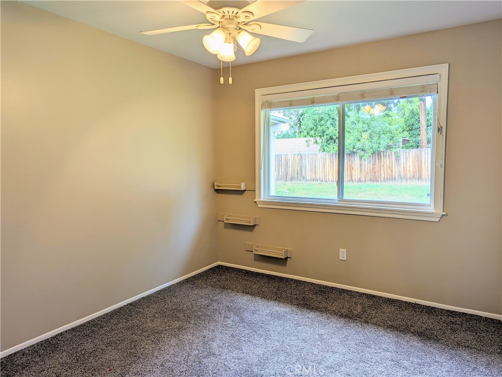 533 Esther Way Property Photo 15