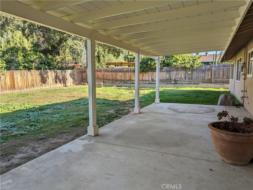 533 Esther Way Property Photo 22