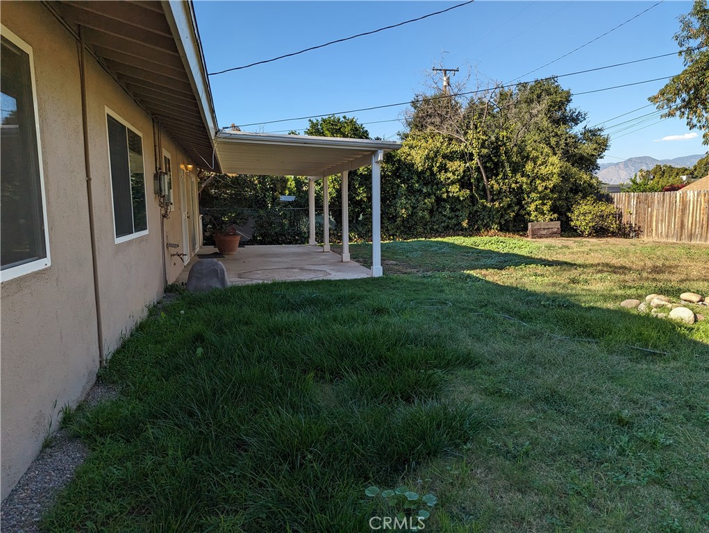 533 Esther Way Property Photo 25
