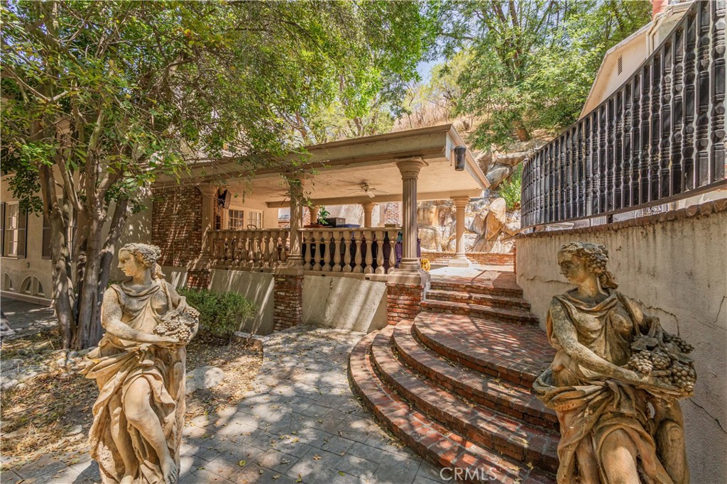 2418 S Buenos Aires Property Photo 39