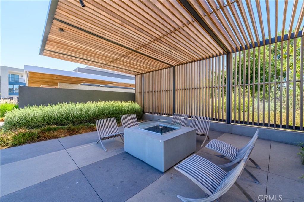 136 Rondo Property Photo 33