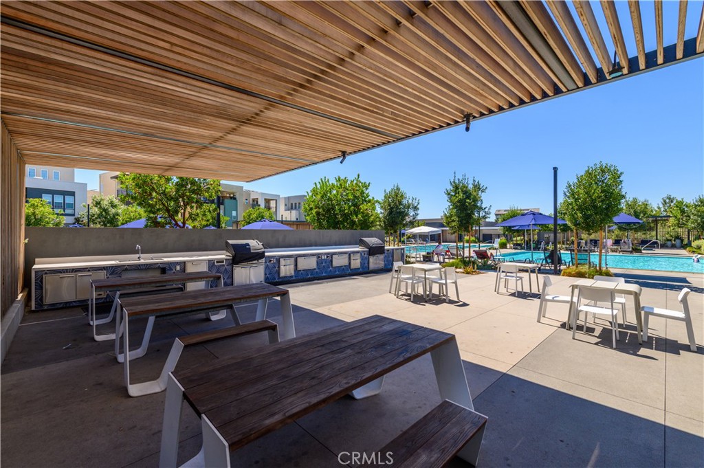 136 Rondo Property Photo 37