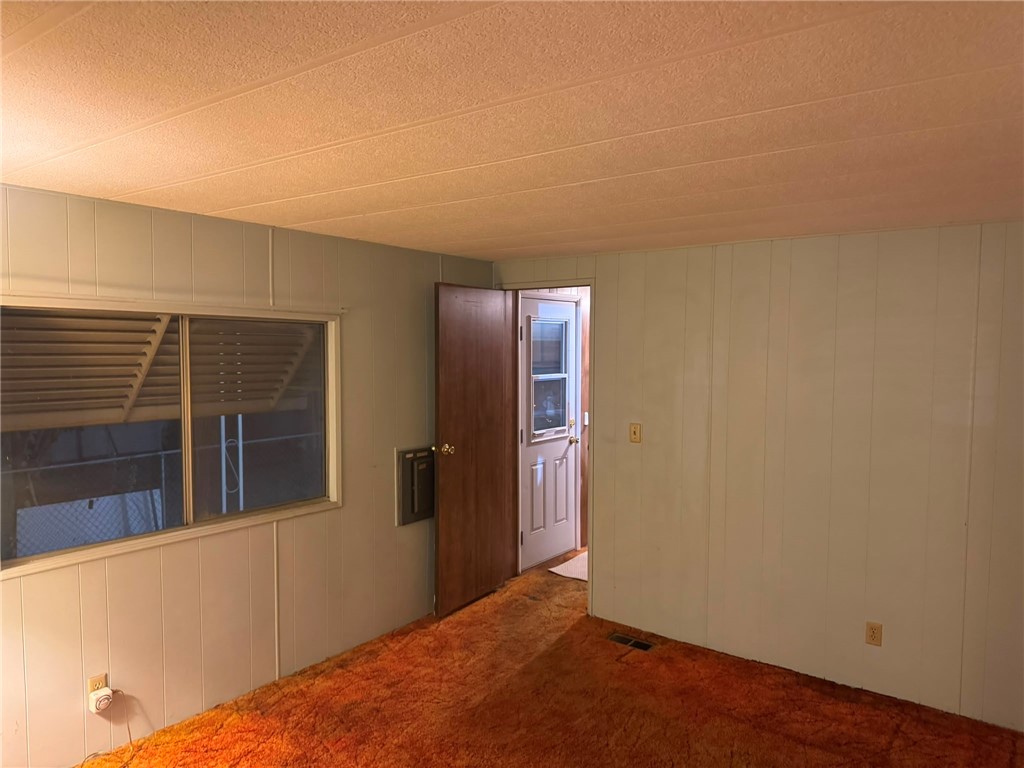 123 N 10th 24 Property Photo 5