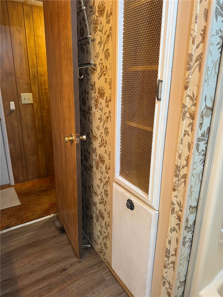 123 N 10th 24 Property Photo 6