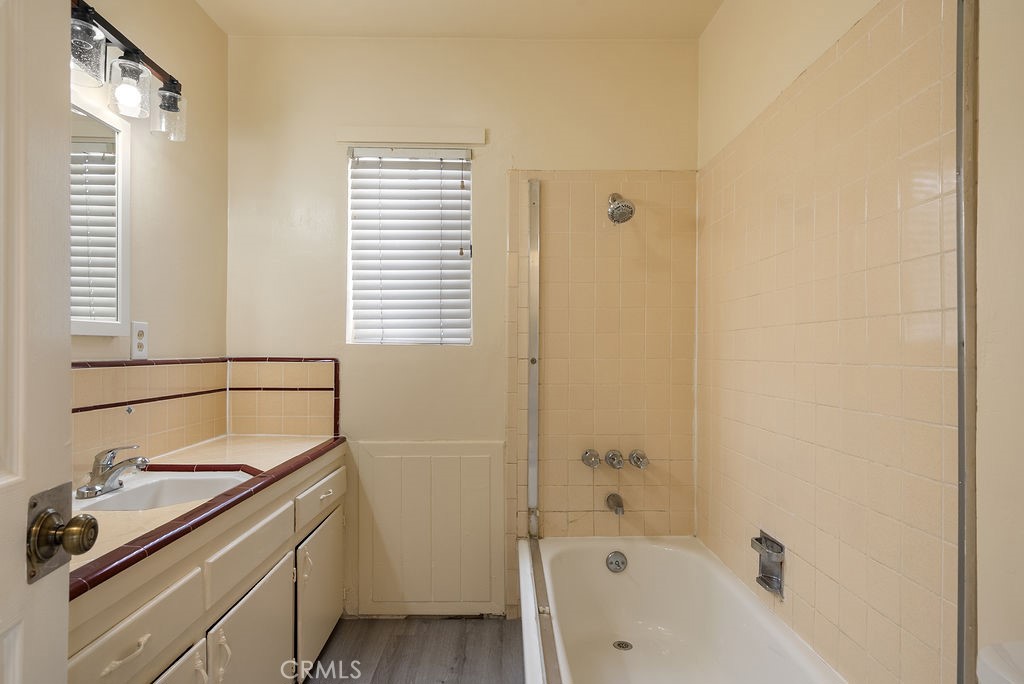 337 S Enid Avenue Property Photo 21