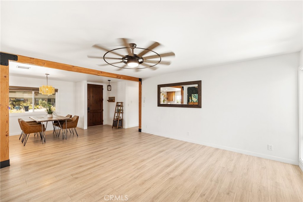 2468 Burt Street Property Photo 23