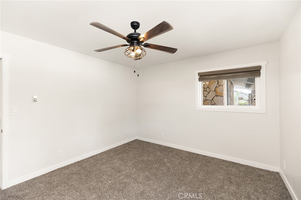 2468 Burt Street Property Photo 37