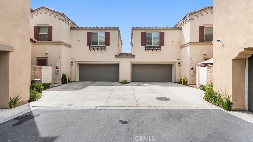 805 Cranberry Way Property Photo 1