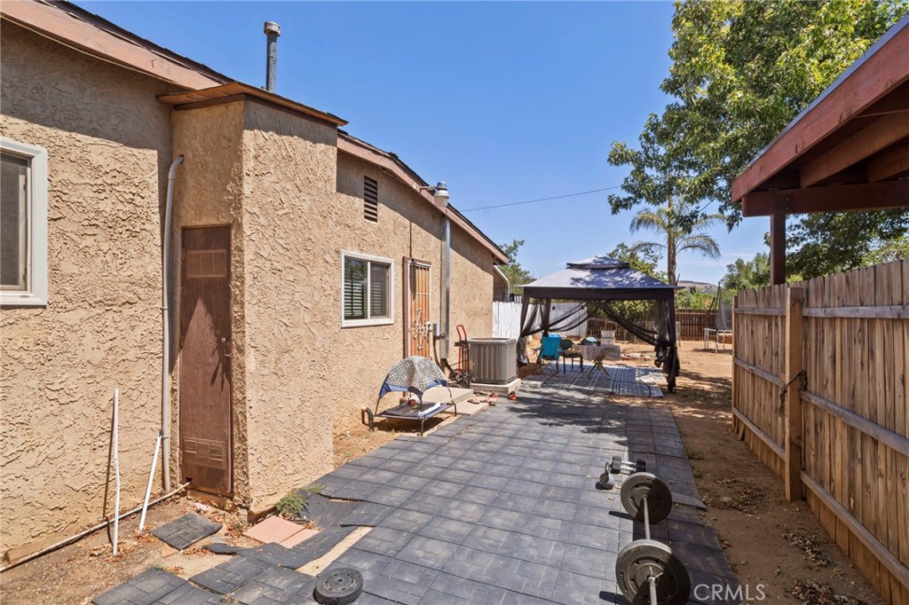 40041 Dutton Property Photo 21