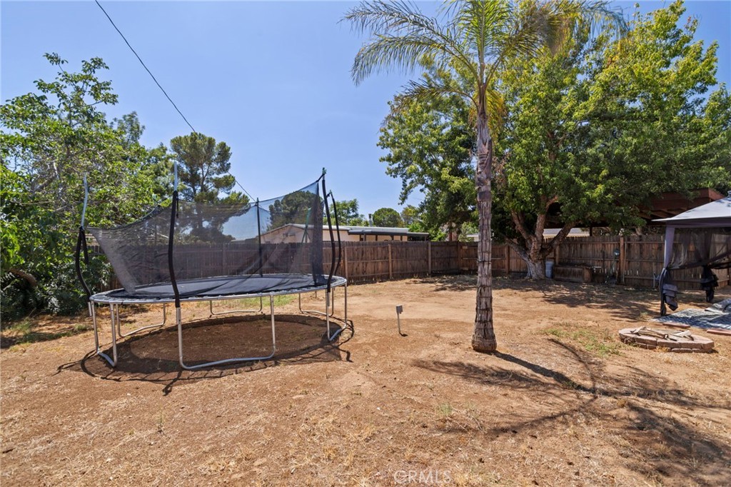 40041 Dutton Property Photo 25