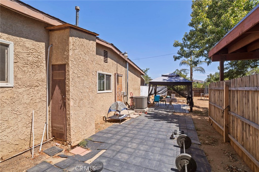 40041 Dutton Property Photo 19