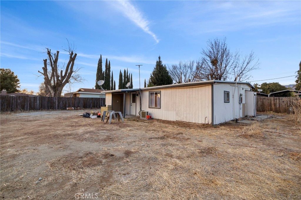 40041 Dutton Property Photo 44