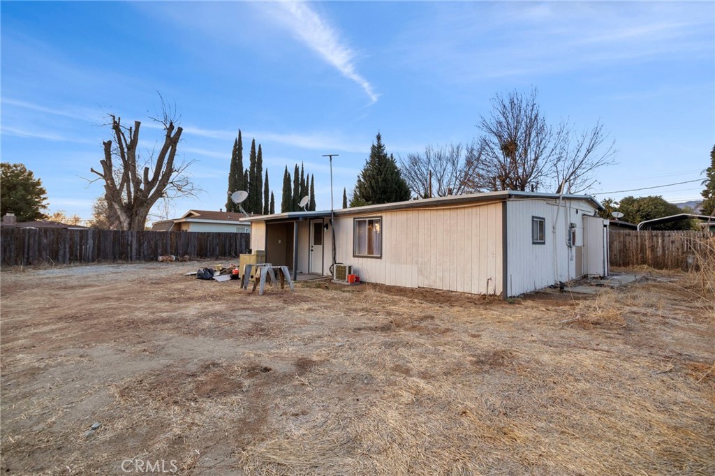 40041 Dutton Property Photo 44