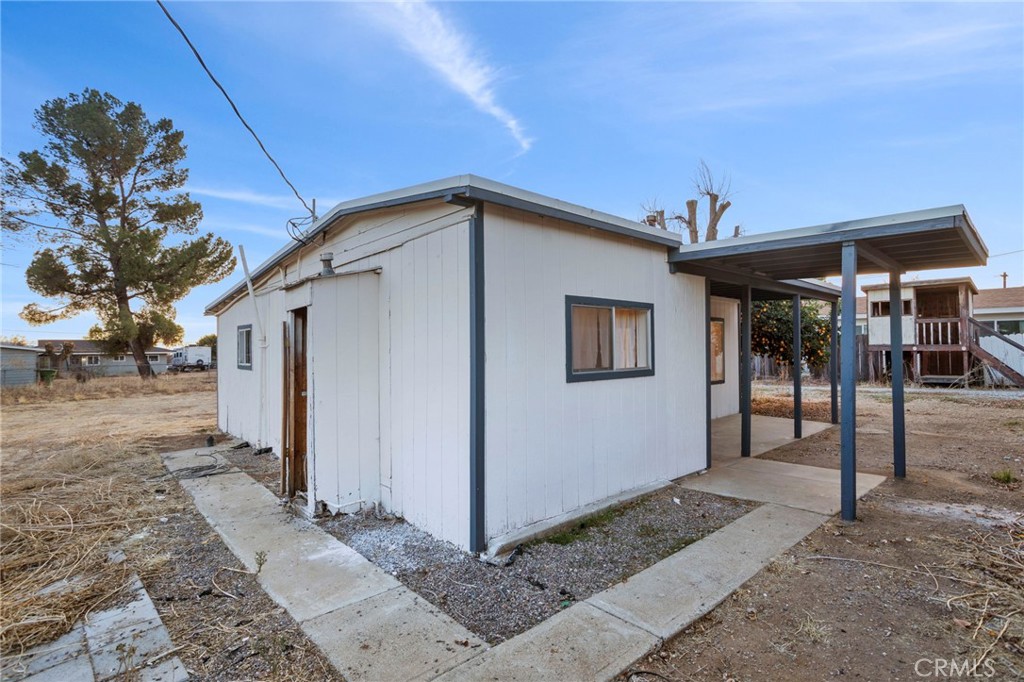 40041 Dutton Property Photo 46
