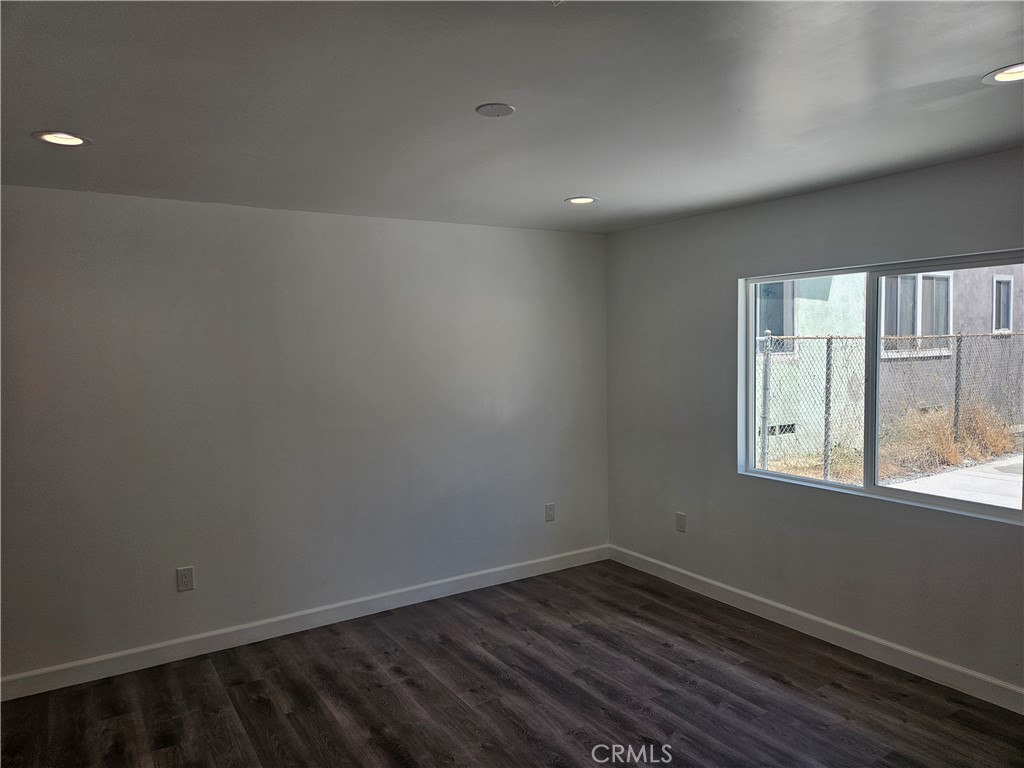 1307 S Woods A Property Photo 14