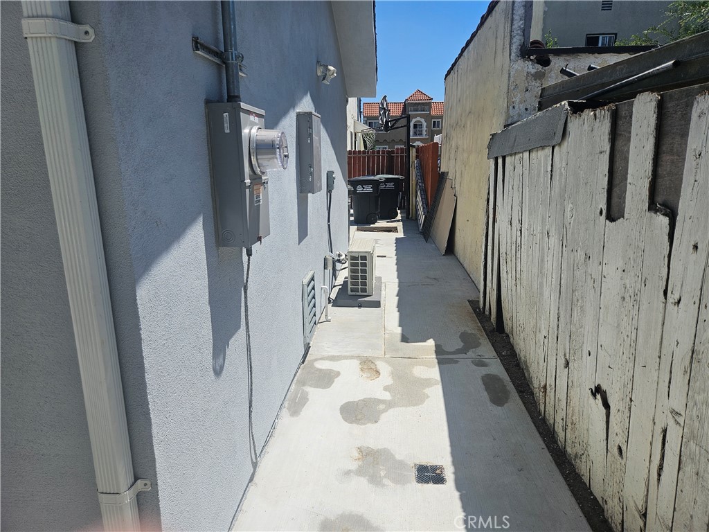 1307 S Woods A Property Photo 21
