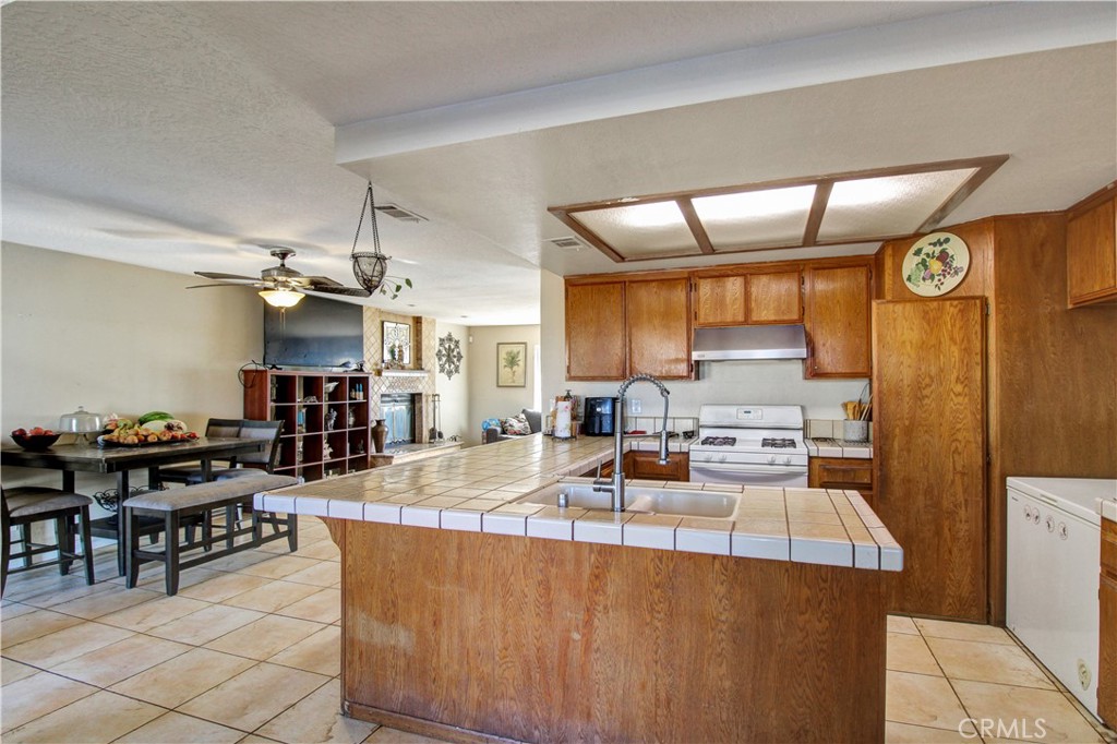 7831 Pismo Avenue Property Photo 24