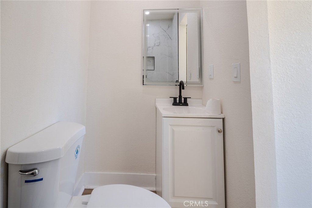 2627 Pomeroy Avenue Property Photo 13