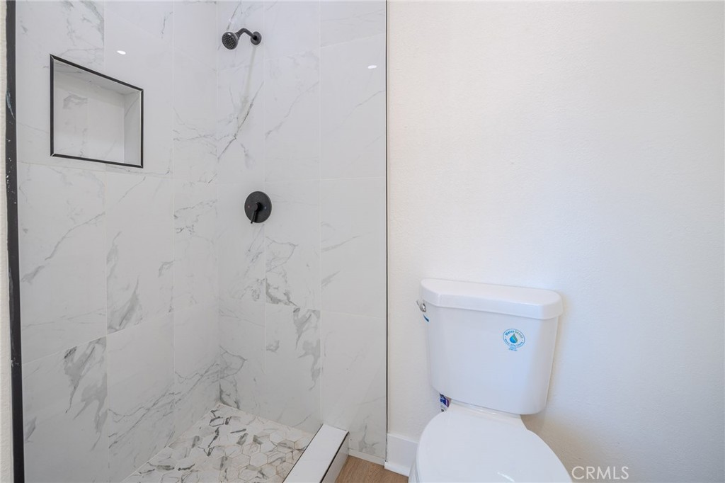 2627 Pomeroy Avenue Property Photo 14