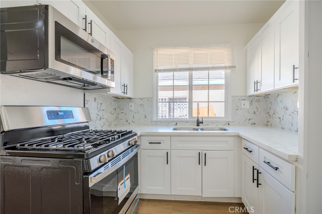 2627 Pomeroy Avenue Property Photo 15