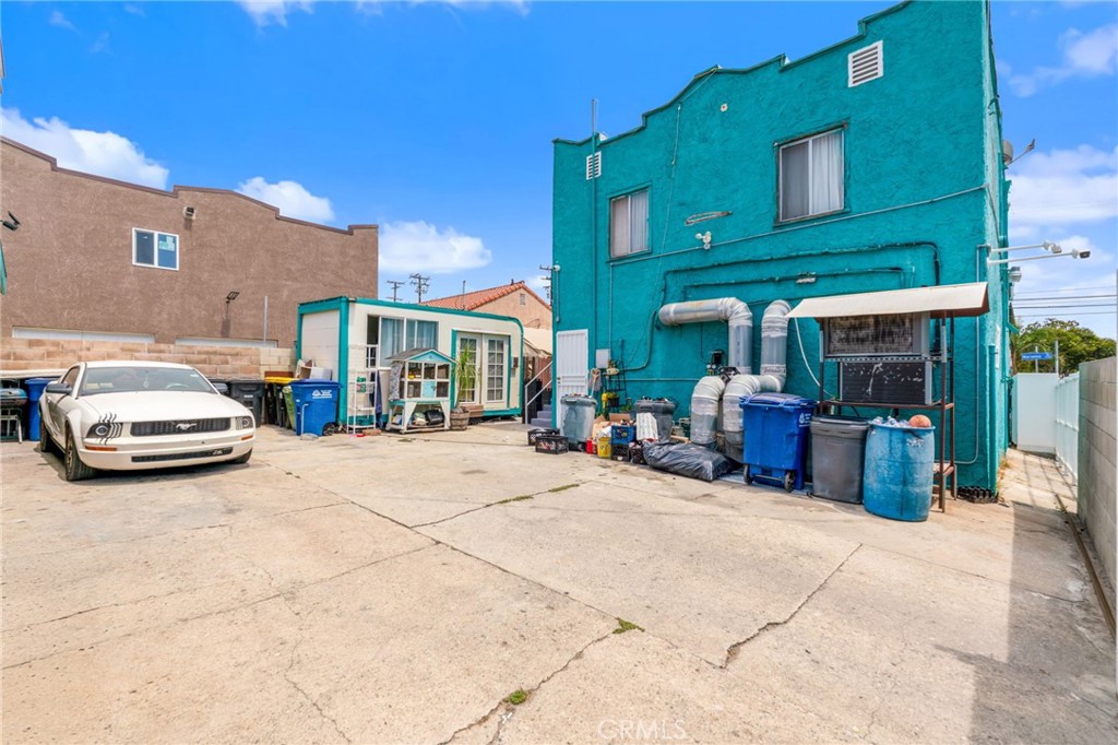 801 N Marianna Avenue Property Photo 35