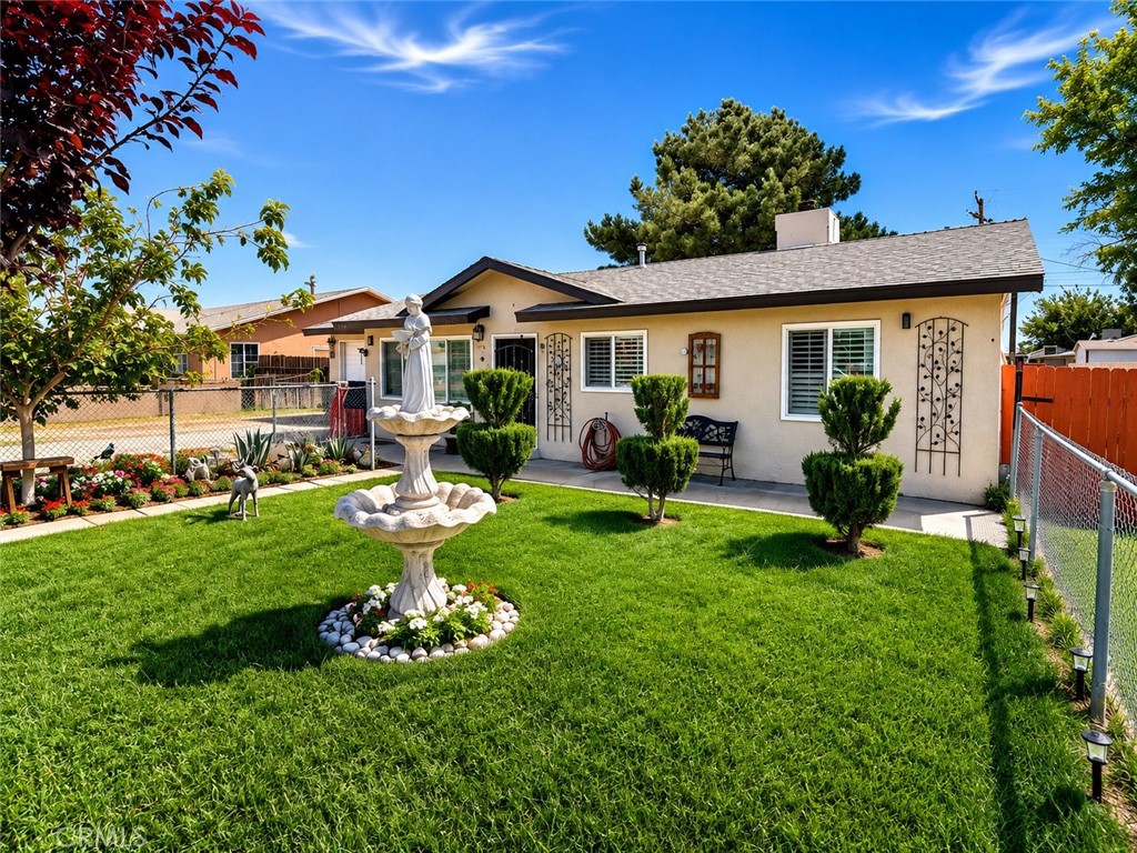 12664 Esther Property Photo 5