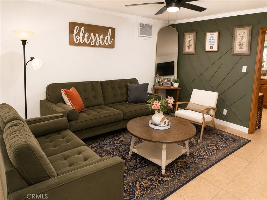 12664 Esther Property Photo 6