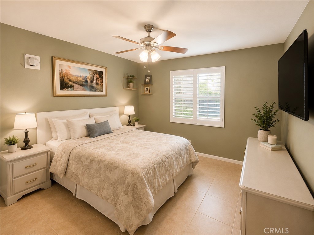 12664 Esther Property Photo 19