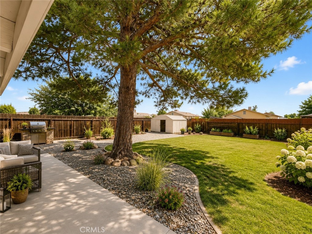 12664 Esther Property Photo 21
