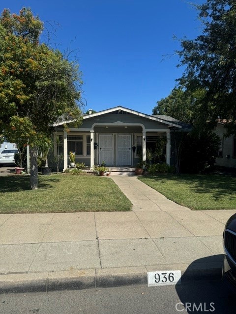 936 N Laurel Property Photo 2