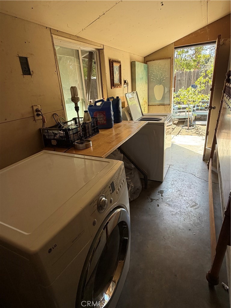 936 N Laurel Property Photo 62