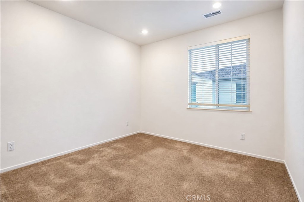 5585 Kate Way 6 Property Photo 14