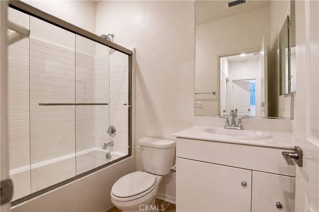 5585 Kate Way 6 Property Photo 15