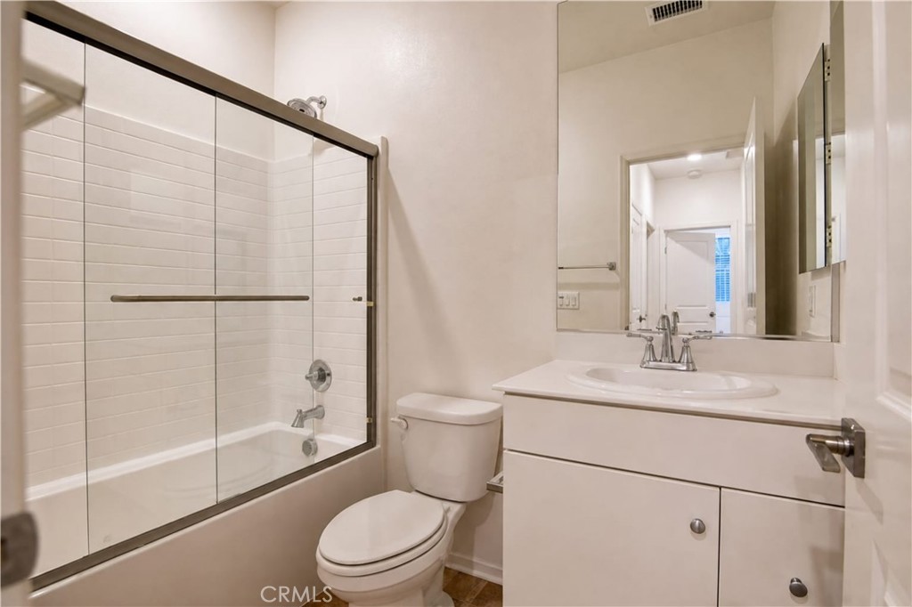 5585 Kate Way 6 Property Photo 15