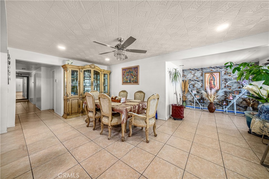 6061 Arden Property Photo 5