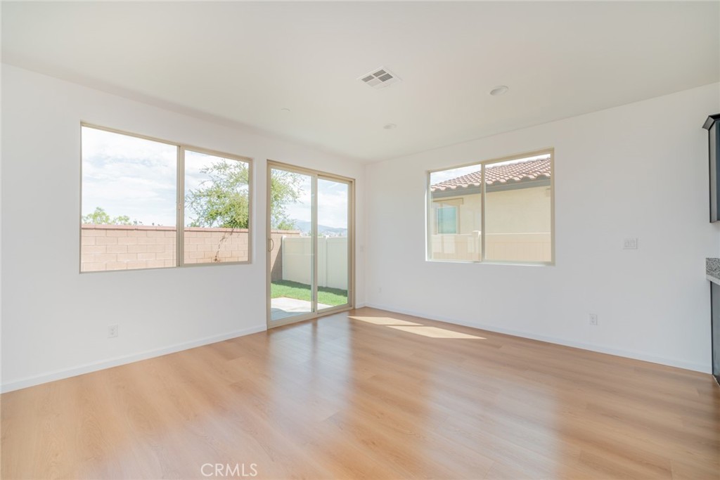 1540 Pinyon Lane Property Photo 10