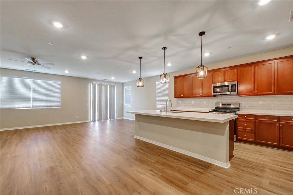 3978 Scarlet Oak Court Property Photo 5