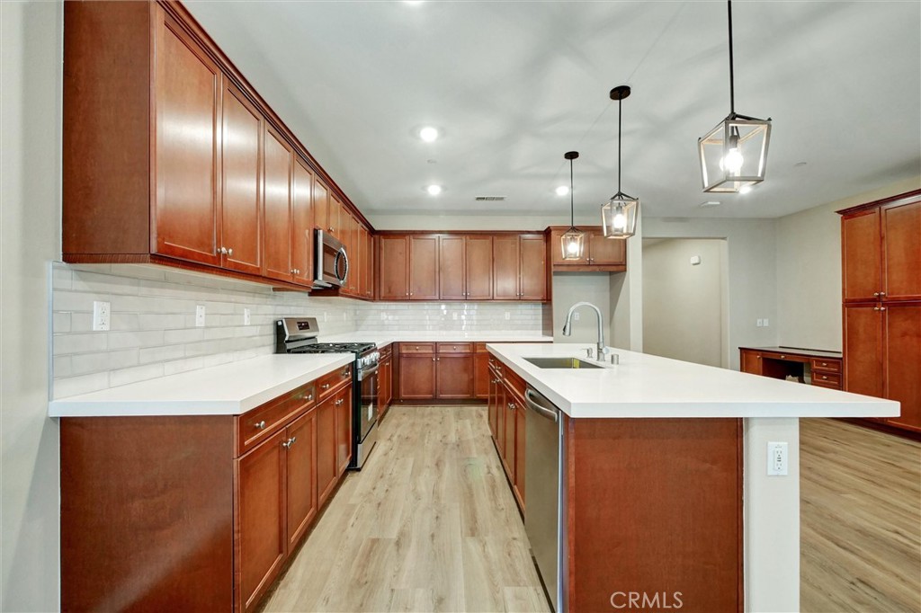 3978 Scarlet Oak Court Property Photo 8