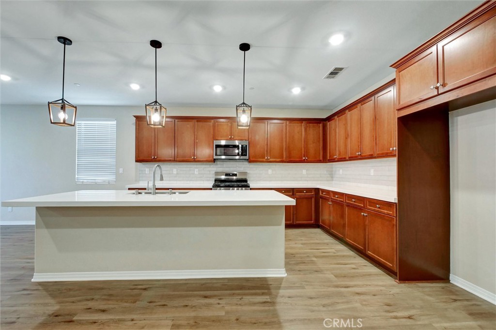 3978 Scarlet Oak Court Property Photo 9
