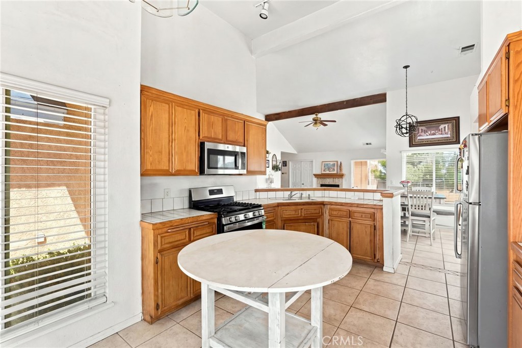 18170 Capri Property Photo 19